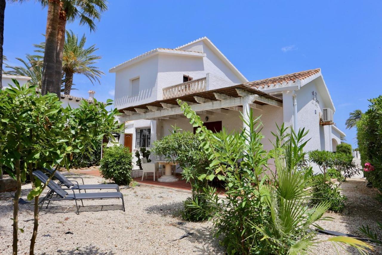 Urbanizacion El Oasis, 20 Villas En 1ª Linea Playa Dénia Extérieur photo