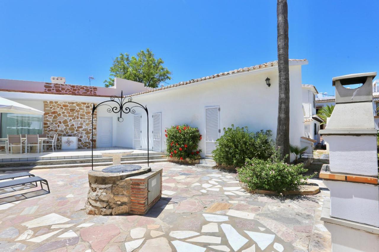 Urbanizacion El Oasis, 20 Villas En 1ª Linea Playa Dénia Extérieur photo