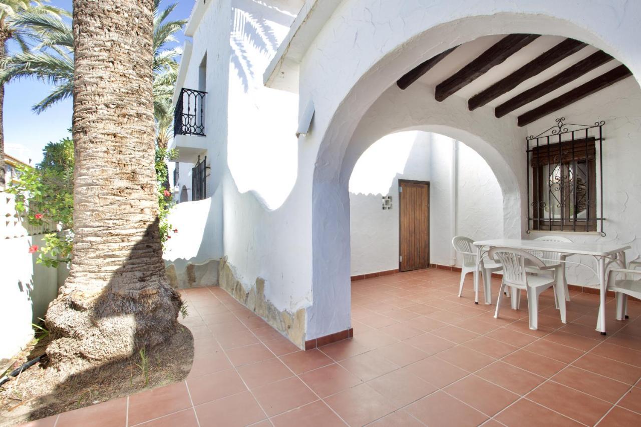 Urbanizacion El Oasis, 20 Villas En 1ª Linea Playa Dénia Extérieur photo